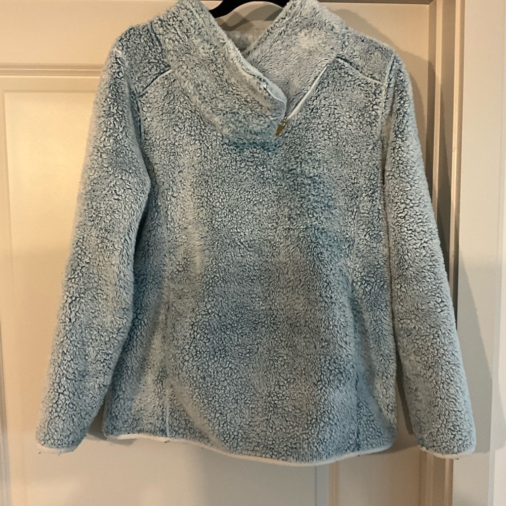WOMEN’S Fleece Pullover Top - Picture 4 of 11